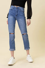 Load image into Gallery viewer, High Waisted Boyfriend Jeans