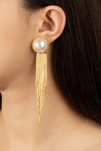 Load image into Gallery viewer, FRONT AND BACK PEARL WITH COBRA CHAIN TASSEL DROP