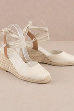 Load image into Gallery viewer, D-ALONDRA-ESPADRILLE, LACE UP, WEDGE