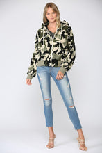 Load image into Gallery viewer, FATE Sherpa Camo Bomber Jacket