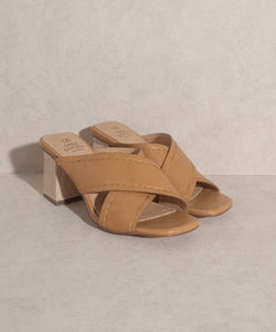 OASIS SOCIETY Jade   Strappy Stitched Sandal