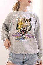 Load image into Gallery viewer, ROCK AND ROLL RETRO TIGER GRAPHIC SWEATSHIRT